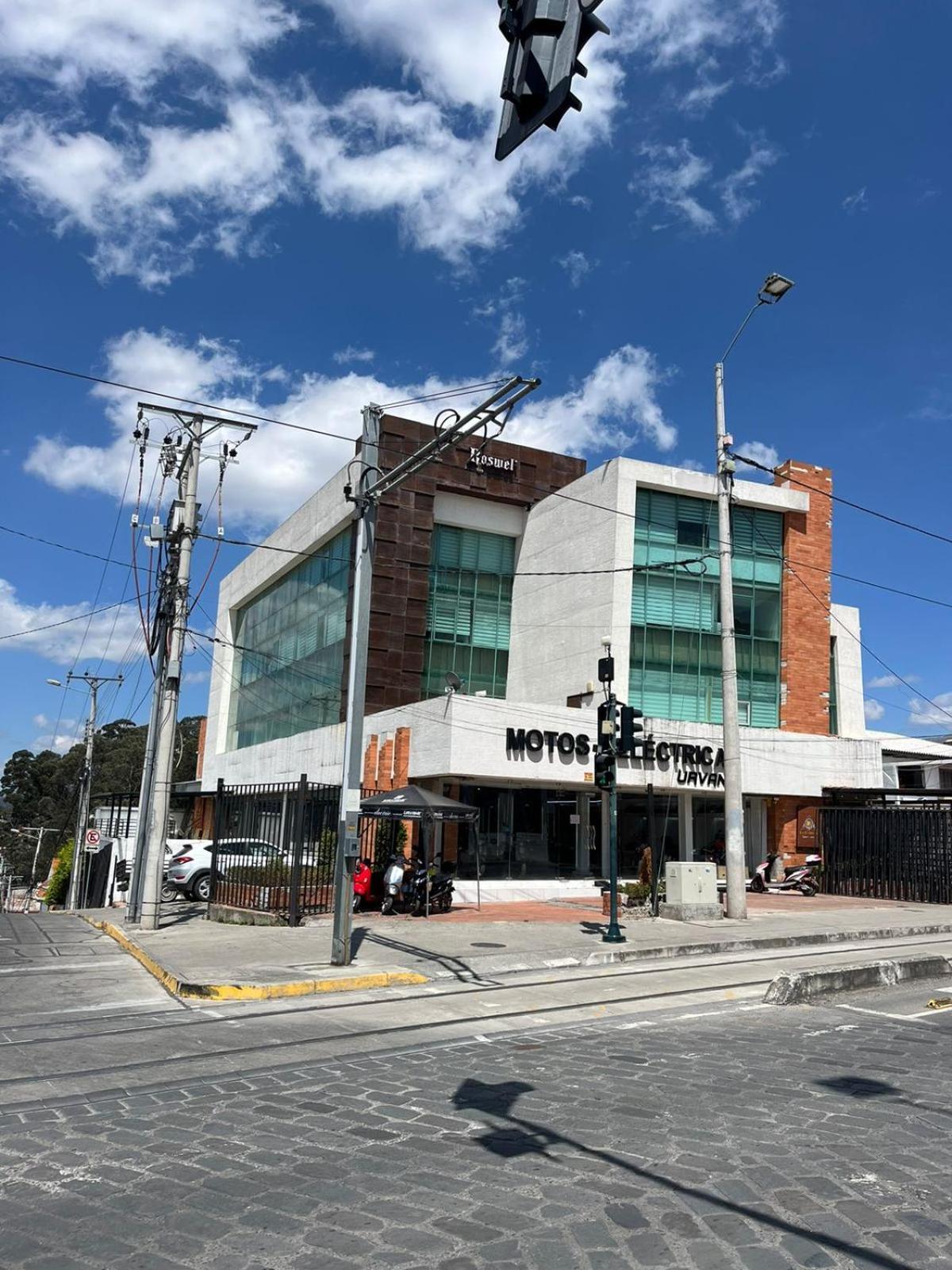 Edificio Roswel Dimm Apartment Cuenca Luaran gambar